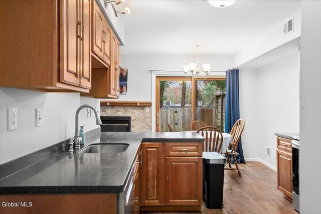 40 Deer Run Drive, Milton, NY 12020