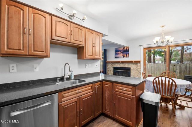 40 Deer Run Drive, Milton, NY 12020