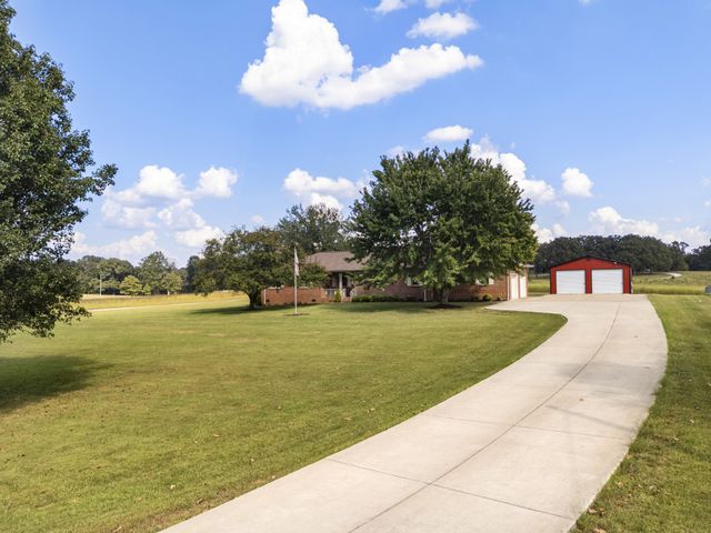 1279 Highway 48, S, Dickson, TN 37055