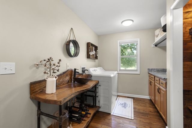 1279 Highway 48, S, Dickson, TN 37055