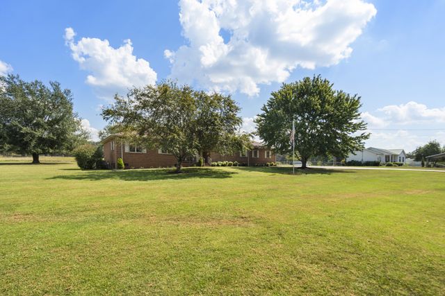 1279 Highway 48, S, Dickson, TN 37055