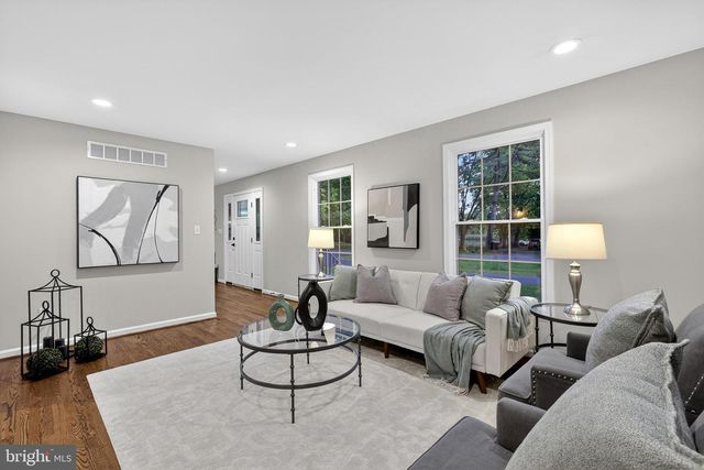 65 LAUREL DR, Dover, DE 19901