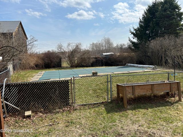 1292 State Route 40, Schaghticoke, NY 12154
