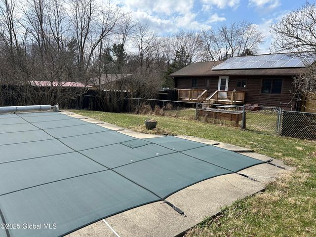 1292 State Route 40, Schaghticoke, NY 12154