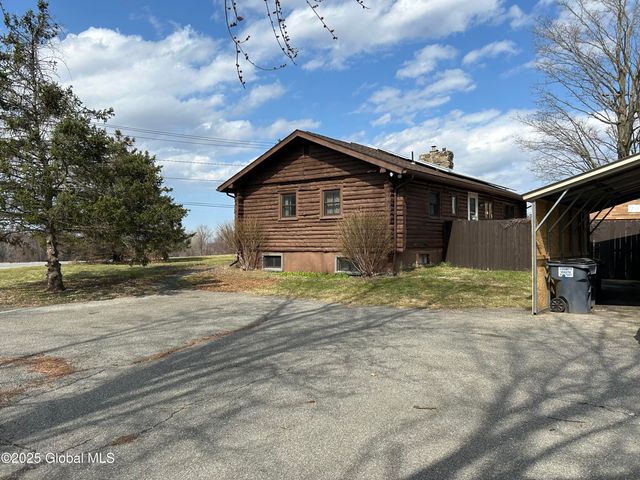 1292 State Route 40, Schaghticoke, NY 12154