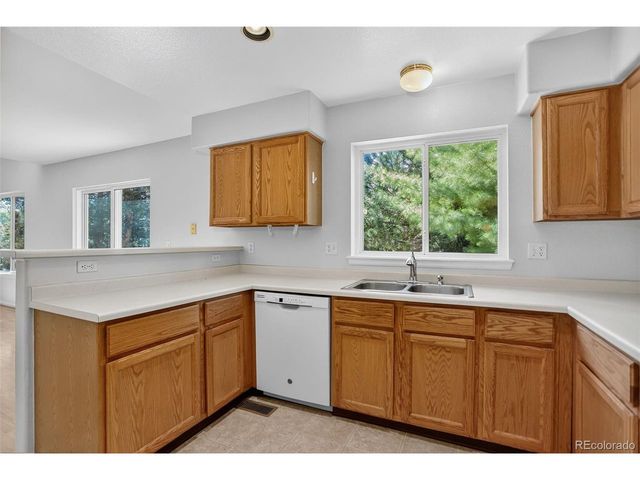 1376 Lambert Cir, Lafayette, CO 80026