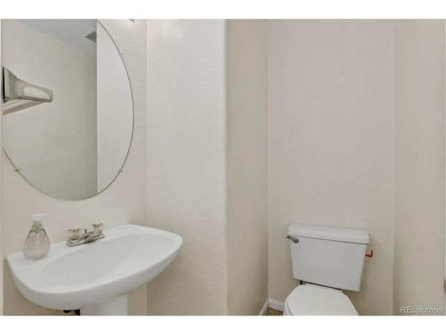 1376 Lambert Cir, Lafayette, CO 80026