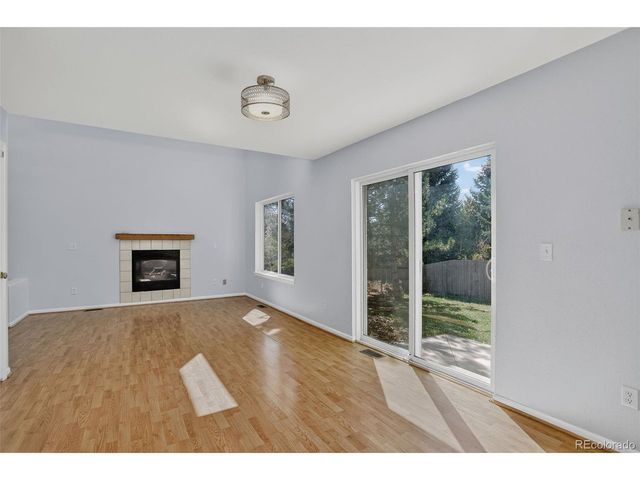 1376 Lambert Cir, Lafayette, CO 80026