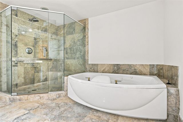 3201 NE 183rd St 2104, Aventura, FL 33160
