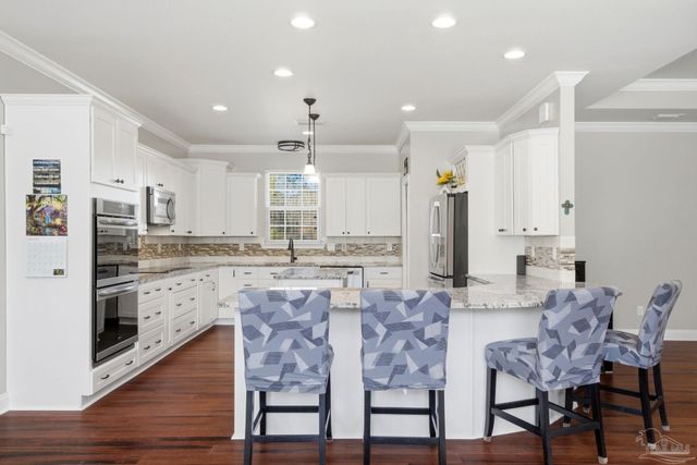 2439 Wallace Lake Rd, Pace, FL 32571