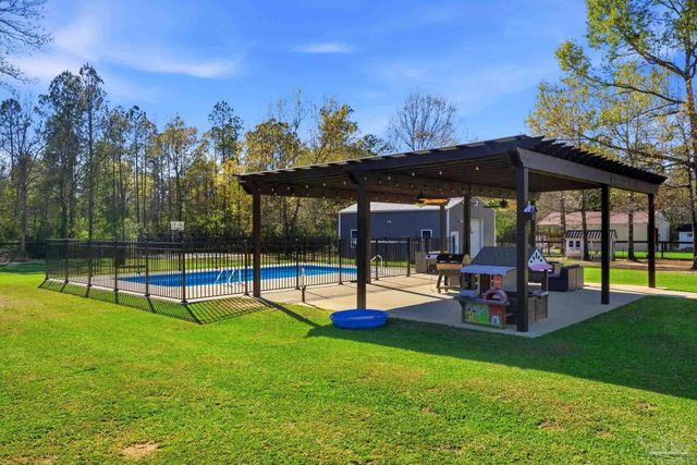 2439 Wallace Lake Rd, Pace, FL 32571