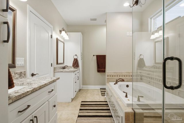 2439 Wallace Lake Rd, Pace, FL 32571