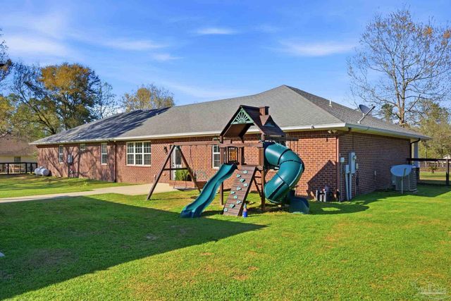 2439 Wallace Lake Rd, Pace, FL 32571