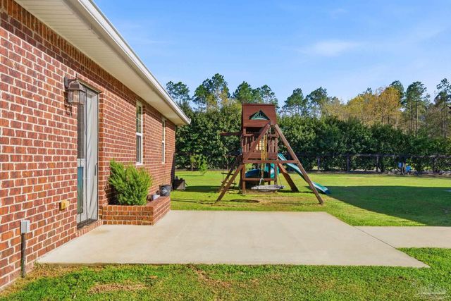 2439 Wallace Lake Rd, Pace, FL 32571