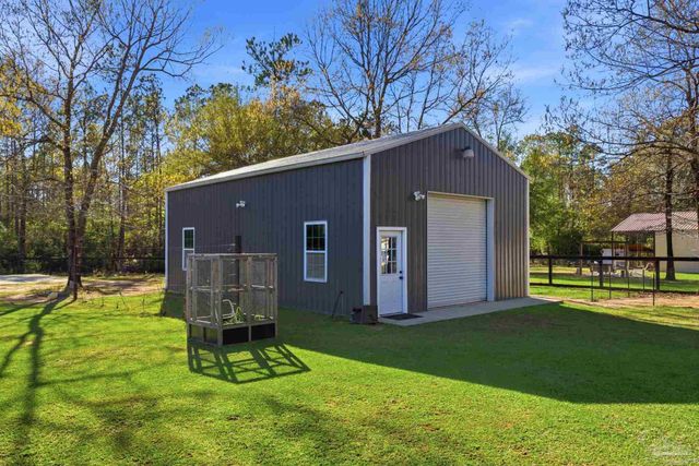 2439 Wallace Lake Rd, Pace, FL 32571