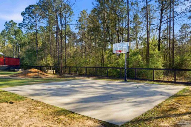 2439 Wallace Lake Rd, Pace, FL 32571