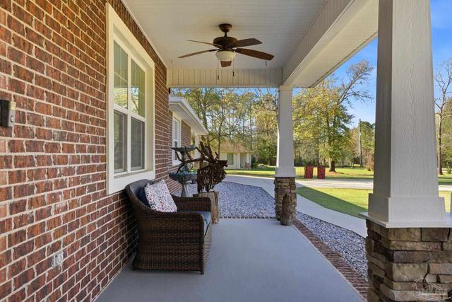 2439 Wallace Lake Rd, Pace, FL 32571