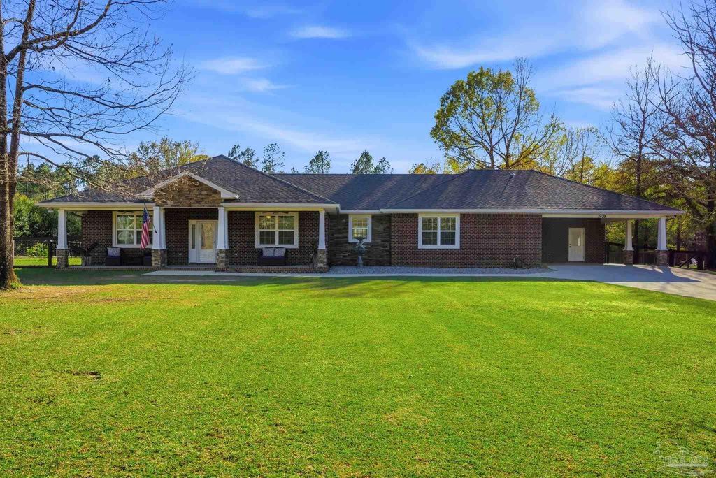 2439 Wallace Lake Rd, Pace, FL 32571