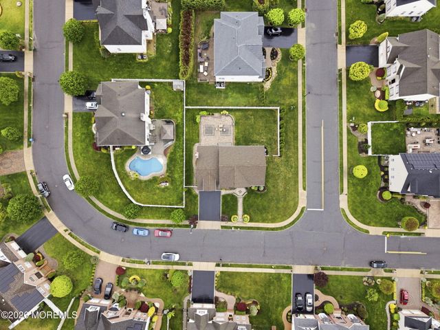15 Ellis Court, Morganville, NJ 07751