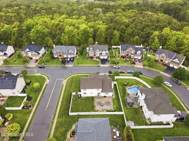 15 Ellis Court, Morganville, NJ 07751
