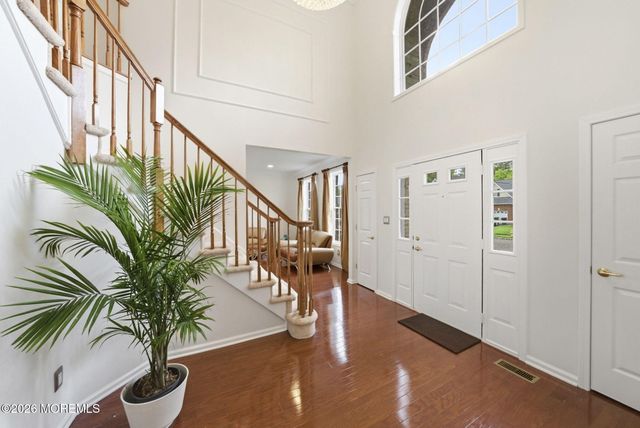 15 Ellis Court, Morganville, NJ 07751