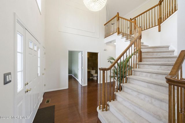 15 Ellis Court, Morganville, NJ 07751