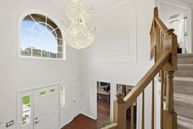 15 Ellis Court, Morganville, NJ 07751