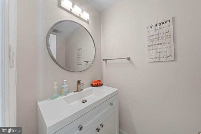 6367 BRAMPTON CT, Alexandria, VA 22304