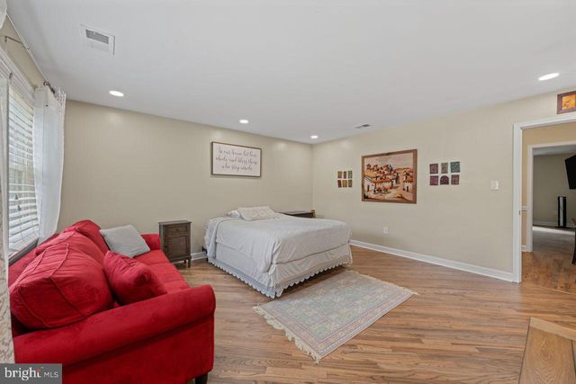 6367 BRAMPTON CT, Alexandria, VA 22304