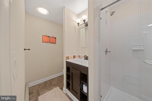 6367 BRAMPTON CT, Alexandria, VA 22304
