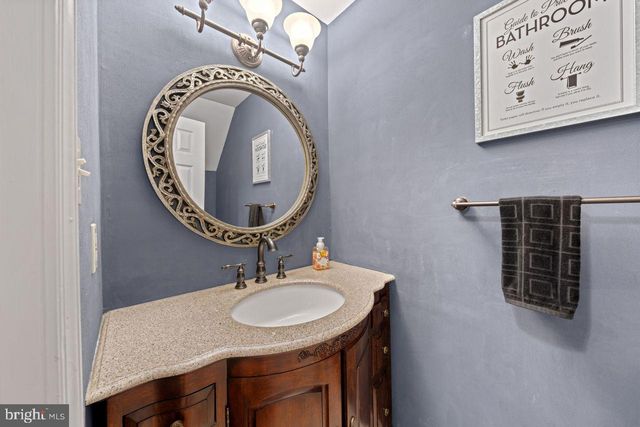 6367 BRAMPTON CT, Alexandria, VA 22304