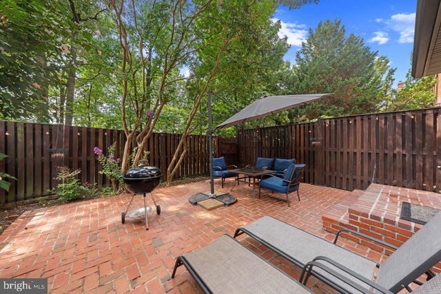 6367 BRAMPTON CT, Alexandria, VA 22304