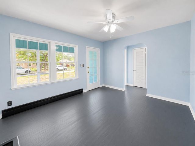 3209 AVENUE A W, Bradenton, FL 34205