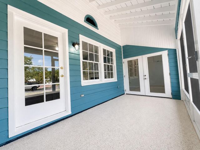 3209 AVENUE A W, Bradenton, FL 34205