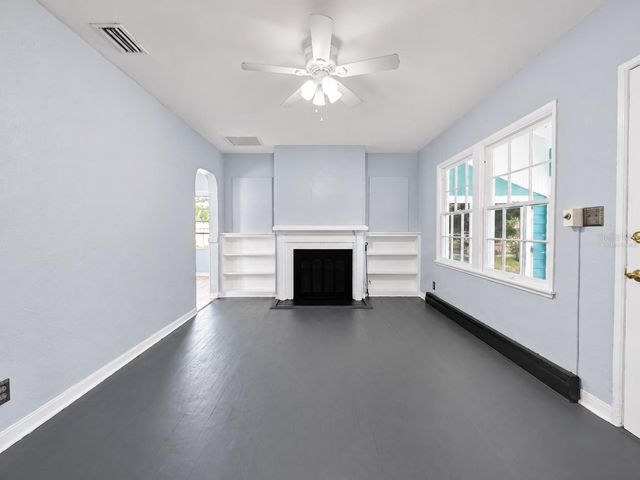 3209 AVENUE A W, Bradenton, FL 34205