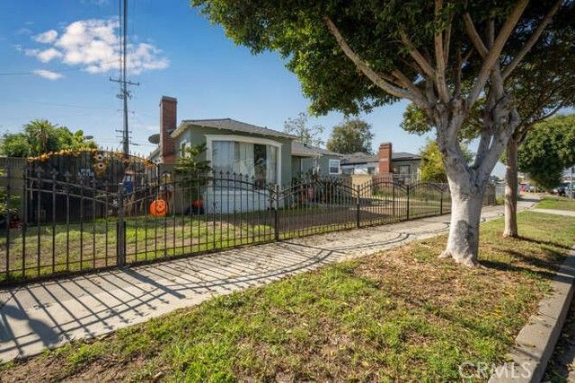 6044 Northside Drive, East Los Angeles, CA 90022