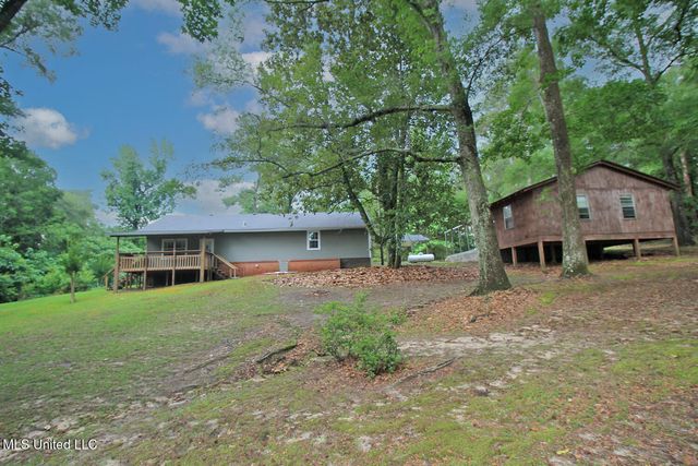 122 Old Mobile Highway, Lucedale, MS 39452