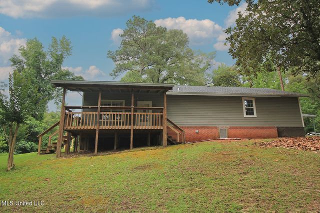 122 Old Mobile Highway, Lucedale, MS 39452