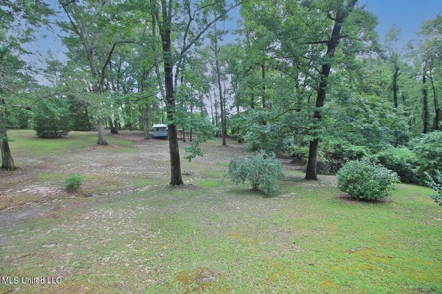 122 Old Mobile Highway, Lucedale, MS 39452
