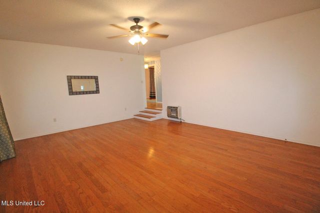 122 Old Mobile Highway, Lucedale, MS 39452