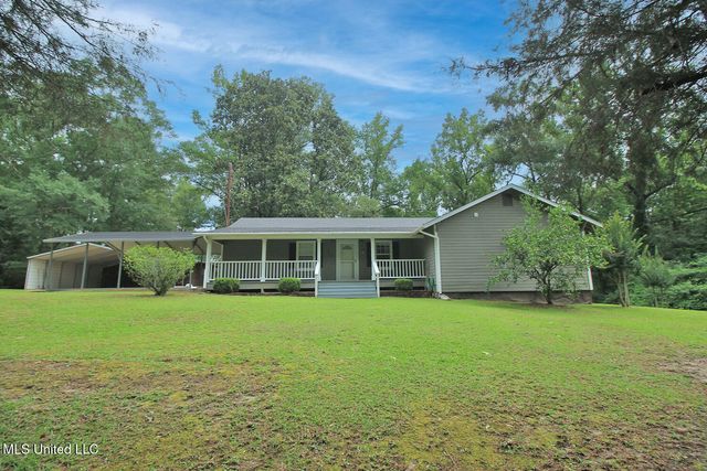122 Old Mobile Highway, Lucedale, MS 39452