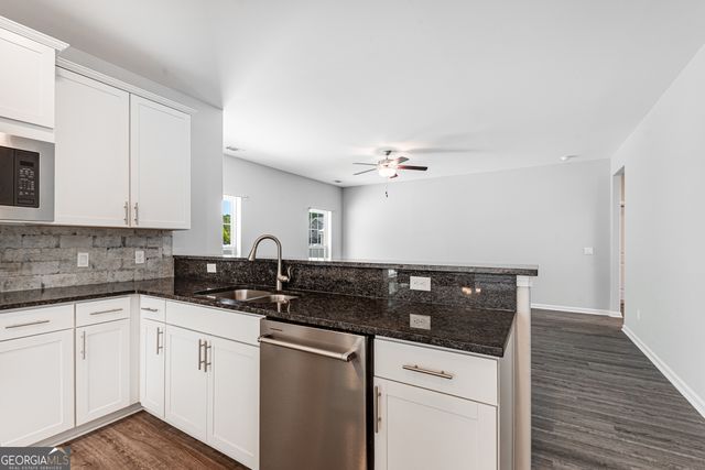 246 Daniel Trent Way, Kingsland, GA 31548