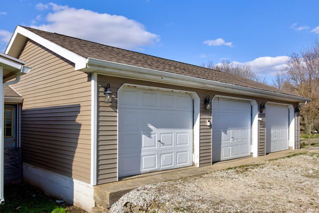 215 N Lincoln Street, Galveston, IN 46932