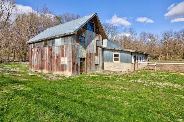 215 N Lincoln Street, Galveston, IN 46932