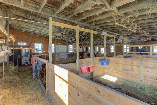 215 N Lincoln Street, Galveston, IN 46932