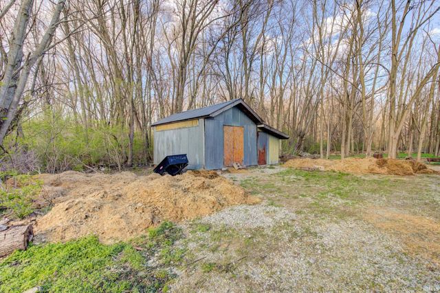 215 N Lincoln Street, Galveston, IN 46932