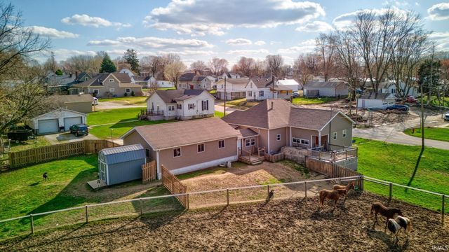 215 N Lincoln Street, Galveston, IN 46932