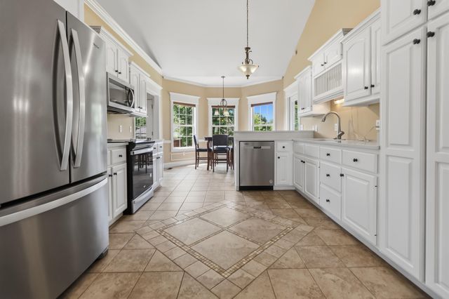 211 White Tail Run, Somerset, KY 42503