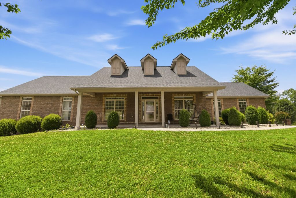 211 White Tail Run, Somerset, KY 42503