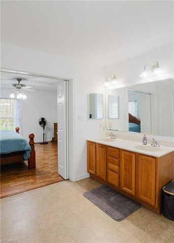 634 Swannanoa Avenue, Liberty, NC 27298